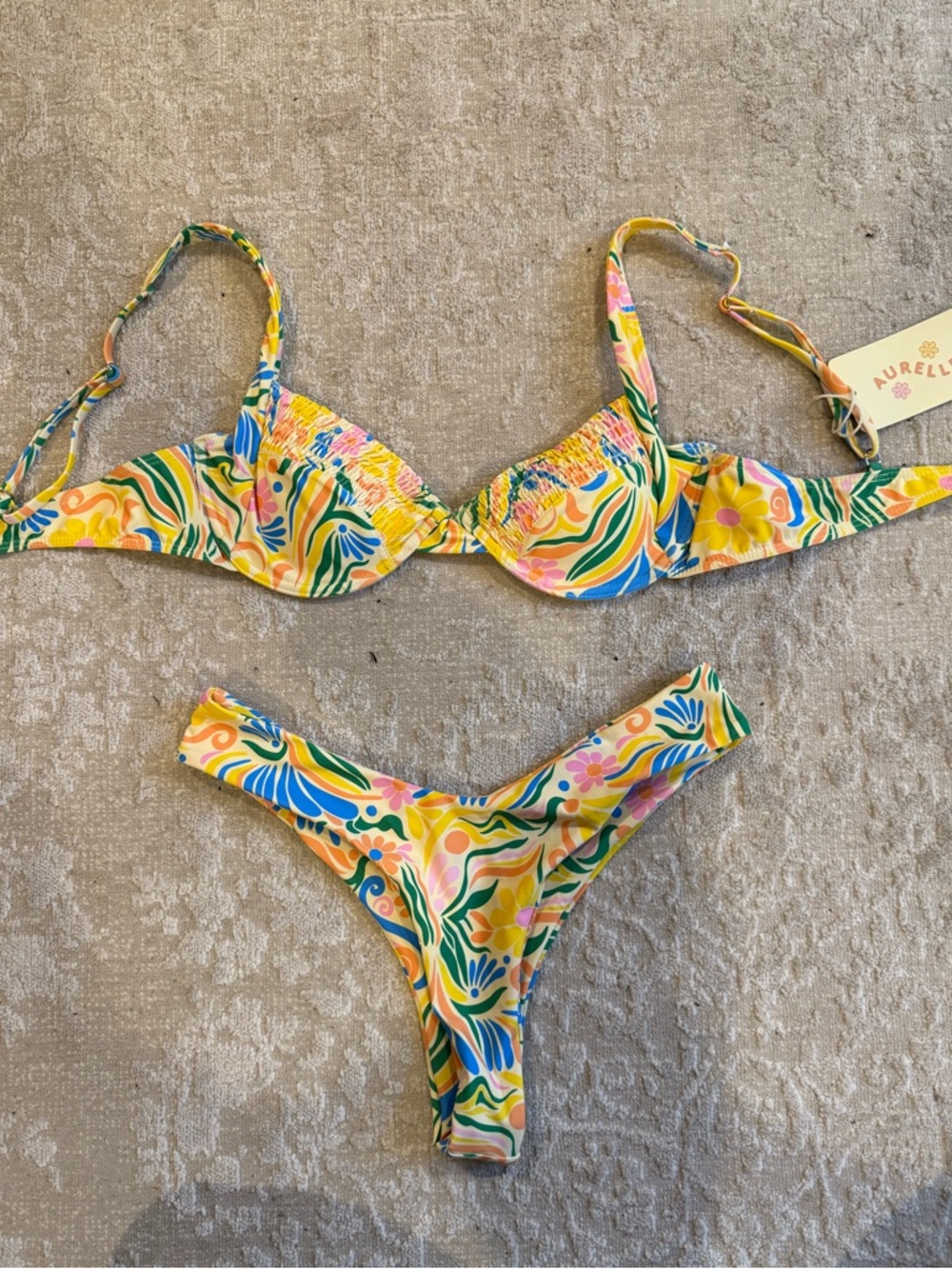 NWT Aurelle Floral Underwire Bikini Set